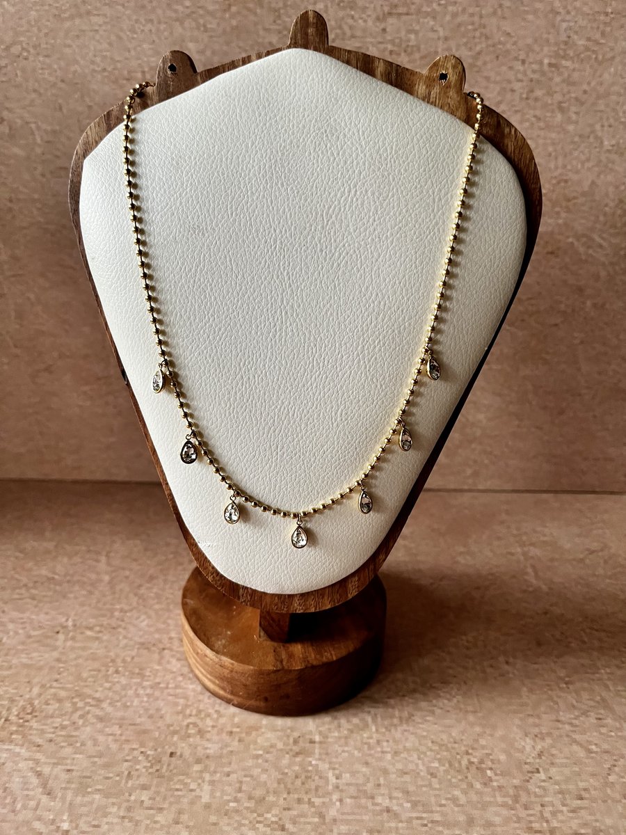 Teardrop Shape Zircon Necklace 